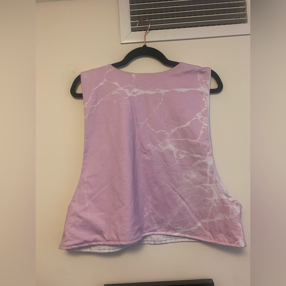 Reversible oversized workout top